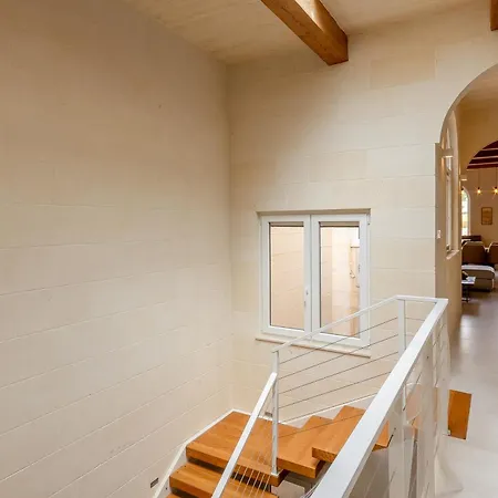 Solaris Gozitan Villa With Pool - Happy Rentals Apartment