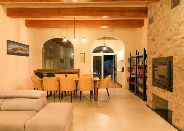 Solaris Gozitan With Pool - Happy *