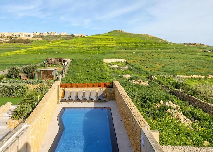 Solaris Gozitan With Pool - Happy *